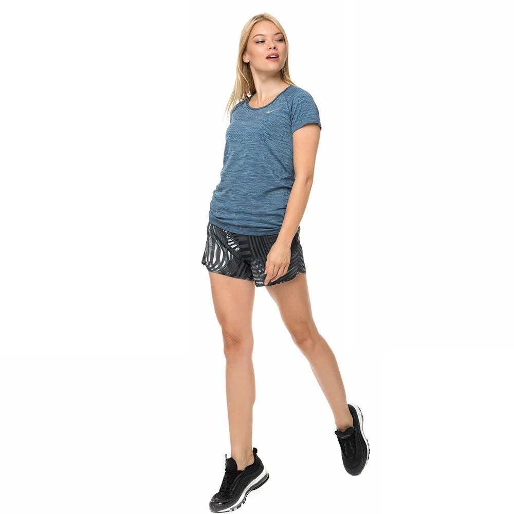 Γυναικείο σορτς NIKE FLX SHORT 3IN RIVAL PR μαύρο-γκρι με μοτίβο 4 Γυναικείο σορτς NIKE FLX SHORT 3IN RIVAL PR μαύρο-γκρι με μοτίβο - Image 4