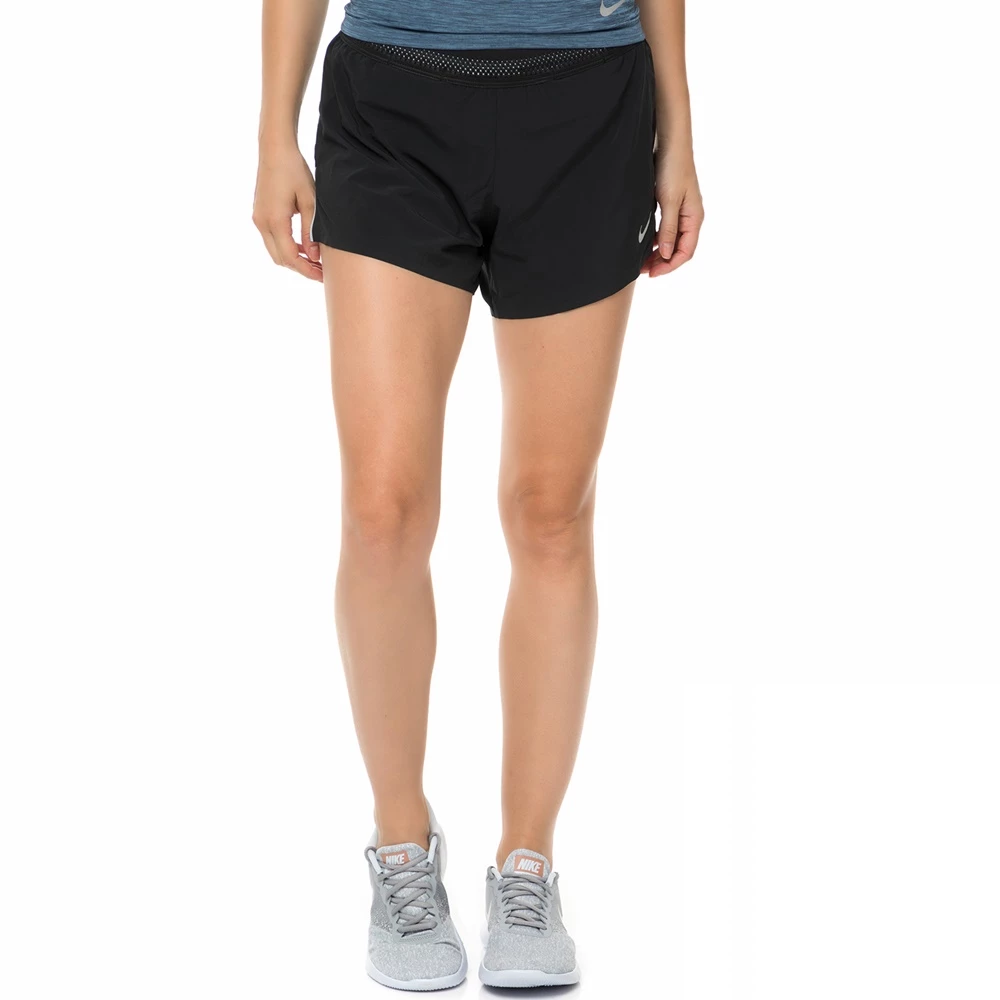 NIKE Γυναικείο αθλητικό σορτς AROSWFT SHORT 4IN μαύρο 1 NIKE Γυναικείο αθλητικό σορτς AROSWFT SHORT 4IN μαύρο