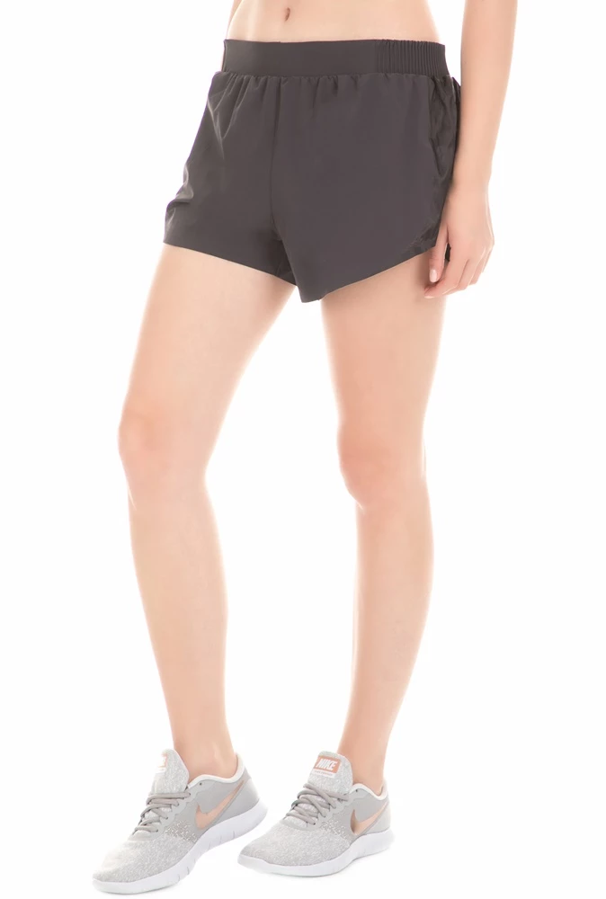 Γυναικείο σορτς για τρέξιμο Nike Tempo μαύρο 2 Γυναικείο σορτς για τρέξιμο Nike Tempo μαύρο - Image 2