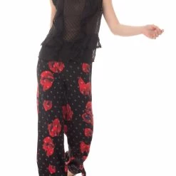 Γυναικεία παντελόνα KARL LAGERFELD Flower μαύρη 9 Γυναικεία παντελόνα KARL LAGERFELD Flower μαύρη -DealsΠαντελόνια Store 1710777.0 0001 5 karl lagerfeld γυναικεία παντελόνα karl lagerfeld flower μαύρη x1000