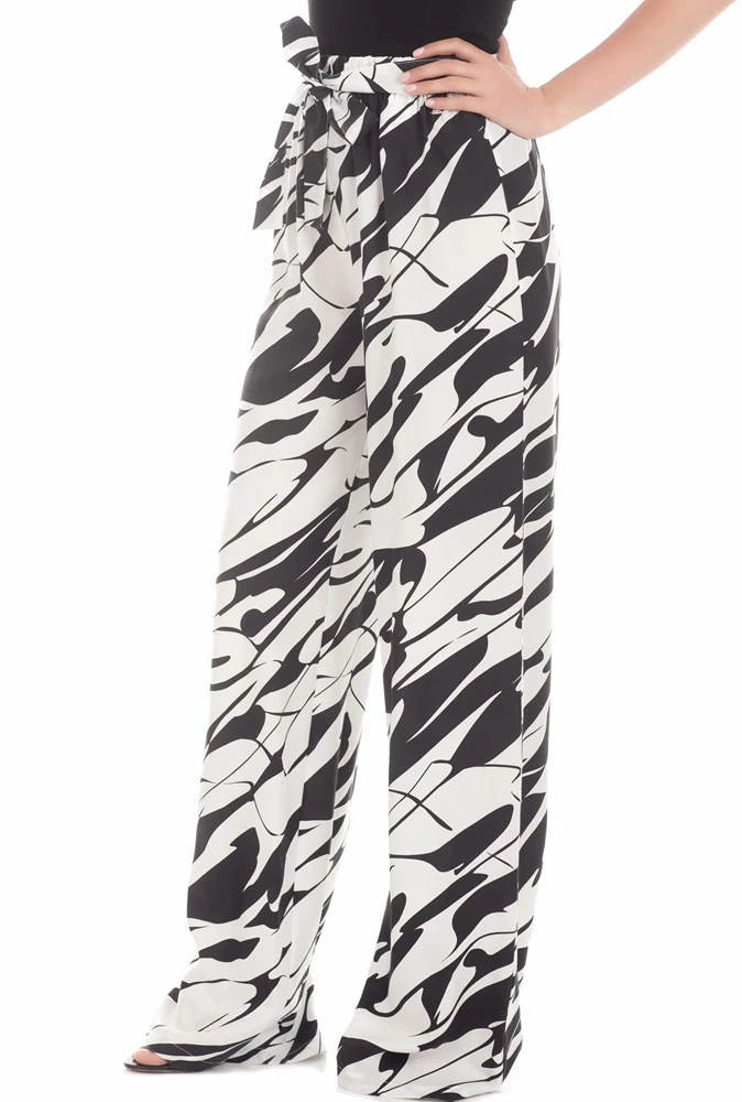 Γυναικεία ψηλόμεση παντελόνα BYBLOS ALGORITMO μαύρη 2 Γυναικεία ψηλόμεση παντελόνα BYBLOS ALGORITMO μαύρη - Image 2