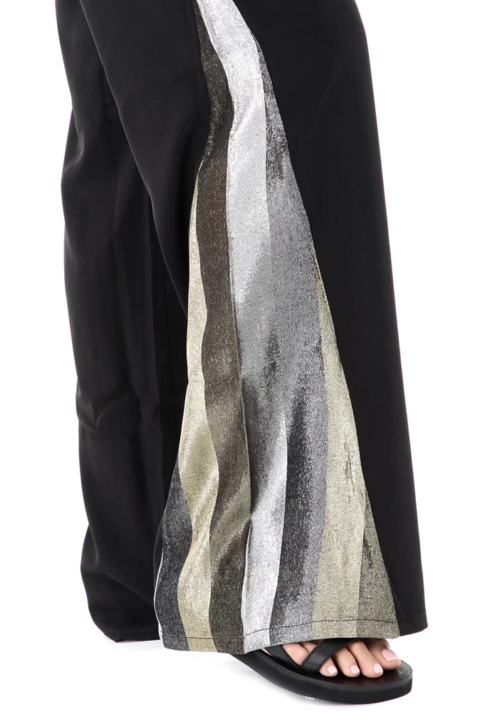 Γυναικεία παντελόνα GLAMAZONS ITHAKI μαύρη χρυσή 4 Γυναικεία παντελόνα GLAMAZONS ITHAKI μαύρη χρυσή - Image 4