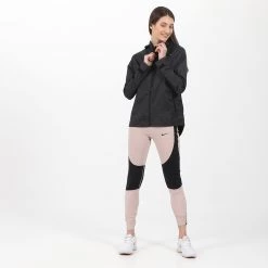 Γυναικείο αντιανεμικό Jacket NIKE CU3217 W NK ESSENTIAL μαύρο -DealsΠαντελόνια Store 1774603.1 71y1 4 nike γυναικείο αντιανεμικό jacket nike cu3217 w nk essential μαύρο x1000