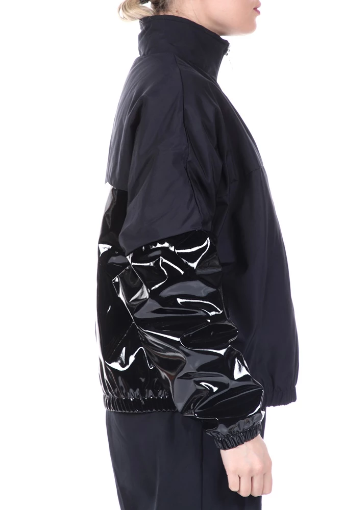 Γυναικείο μπουφάν NIKE NSW ICN CLSH JKT SYN FILL μαύρο 2 Γυναικείο μπουφάν NIKE NSW ICN CLSH JKT SYN FILL μαύρο - Image 2