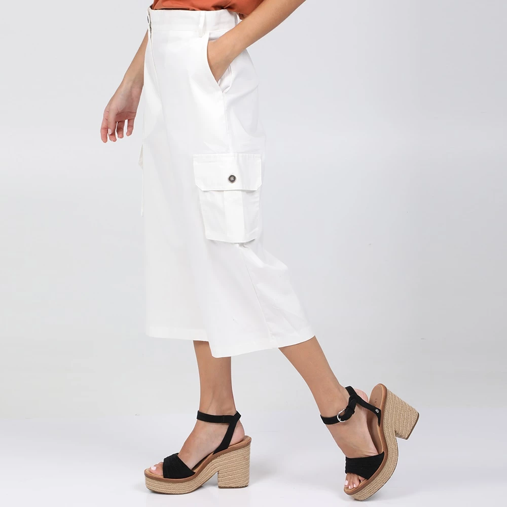 Γυναικεία Cropped παντελόνα STAFF JEANS MANDY λευκή 2 Γυναικεία Cropped παντελόνα STAFF JEANS MANDY λευκή - Image 2