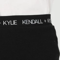 Γυναικείο παντελόνι KENDALL + KYLIE ACTIVE LOGO WAIST μαύρο -DealsΠαντελόνια Store 1825743.0 0071 4 kendall kylie γυναικείο παντελόνι kendall kylie active logo waist μαύρο x1000