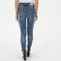 Γυναικείο Jean παντελόνι GAUDI μπλε 6 Γυναικείο Jean παντελόνι GAUDI μπλε -DealsΠαντελόνια Store 1856491.0 1212 3 gaudi γυναικείο jean παντελόνι gaudi μπλε x1000