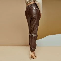 Γυναικείο παντελόνι Jogger Cargo EDWARD JEANS καφέ -DealsΠαντελόνια Store 1856615.0 0806 3 edward jeans γυναικείο παντελόνι jogger cargo edward jeans καφέ x1000