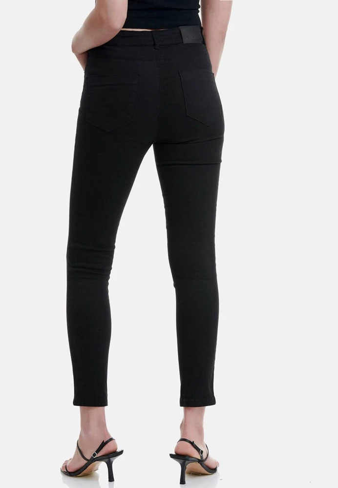 Γυναικείο παντελόνι FUNKY BUDDHA Skinny Fit μαύρο 3 Γυναικείο παντελόνι FUNKY BUDDHA Skinny Fit μαύρο - Image 3