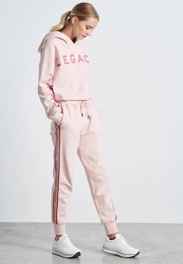 Γυναικείο παντελόνι φόρμας FUNKY BUDDHA ροζ 2 Γυναικείο παντελόνι φόρμας FUNKY BUDDHA ροζ - Image 2