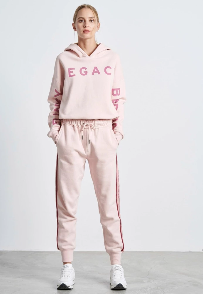 Γυναικείο παντελόνι φόρμας FUNKY BUDDHA ροζ 3 Γυναικείο παντελόνι φόρμας FUNKY BUDDHA ροζ - Image 3