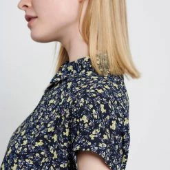 Γυναικείο αμάνικο πουκάμισο FUNKY BUDDHA Floral -DealsΠαντελόνια Store 7006700.0 0001 4 funky buddha γυναικείο αμάνικο πουκάμισο funky buddha floral x1000