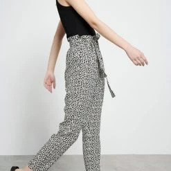 Γυναικείο Casual παντελόνι FUNKY BUDDHA λευκό Floral 6 Γυναικείο Casual παντελόνι FUNKY BUDDHA λευκό Floral -DealsΠαντελόνια Store 7007148.0 0001 3 funky buddha γυναικείο casual παντελόνι funky buddha λευκό floral x1000