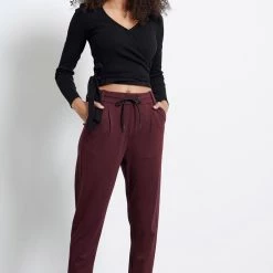 Γυναικείο παντελόνι φόρμας FUNKY BUDDHA μπορντό